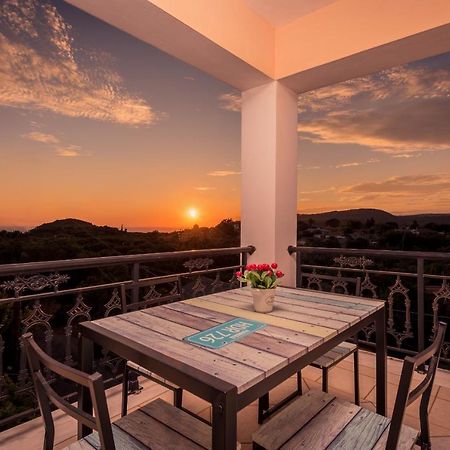 Willa Sunset House Keri Zewnętrze zdjęcie